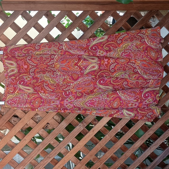 Talbots Multicolor Silk Paisley Flowing Skirt, Size 2 Petite - Picture 3 of 7